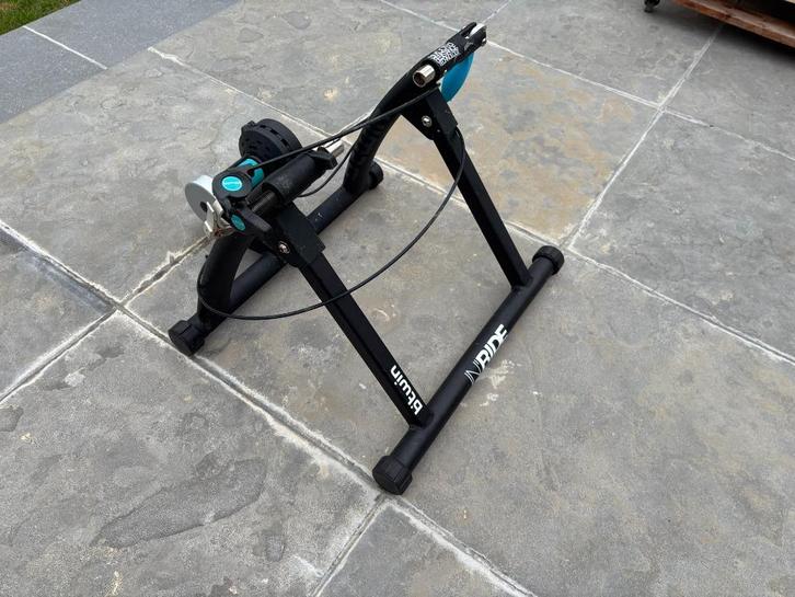 B-twin Inride rollen systeem, Fietsen en Brommers, Fietsaccessoires | Overige Fietsaccessoires, Zo goed als nieuw, Ophalen