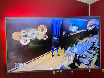 Téléviseur Philips Android ultra-plat 4K UHD LED beschikbaar voor biedingen