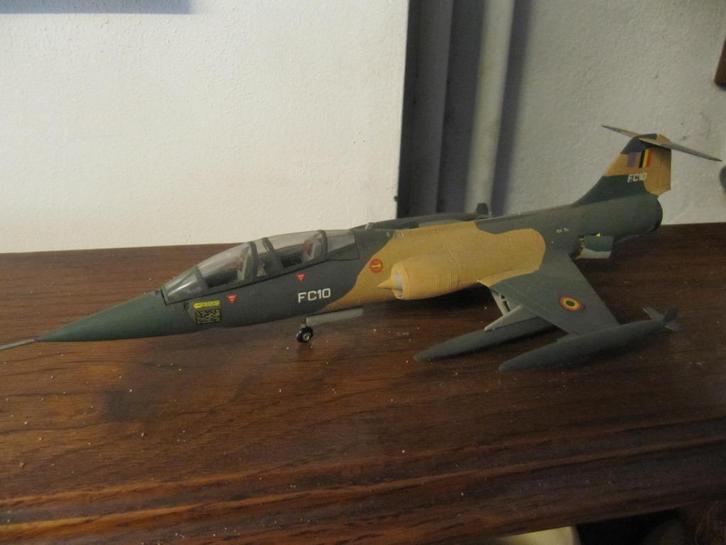 Militaire Luchtvaart - schaalmodellen, Verzamelen, Luchtvaart en Vliegtuigspotten, Gebruikt, Schaalmodel, Ophalen
