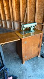 Vintage naaimachine, Ophalen