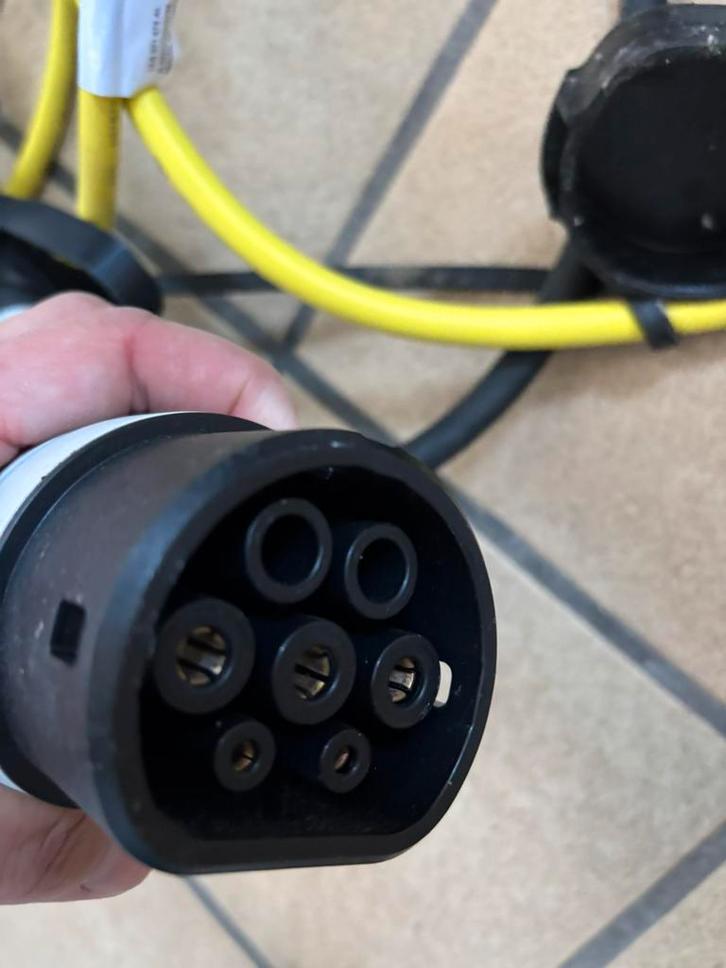Thuisoplader elektrische wagen Volkswagen, Auto diversen, Laadpalen, Zo goed als nieuw, Laadkabel, Ophalen
