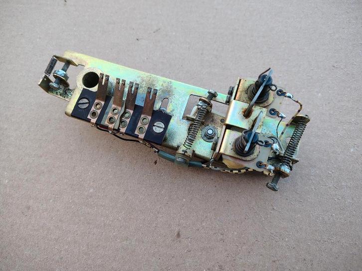 Selectie Arm/ Mechaniek Wurlitzer Baltic 3 (1977) jukebox, Verzamelen, Automaten | Jukeboxen, Wurlitzer, Verzenden