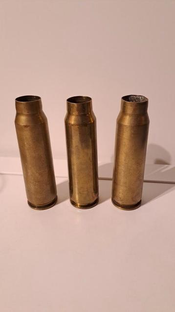 Drie 20mm vulcan hulzen beschikbaar voor biedingen