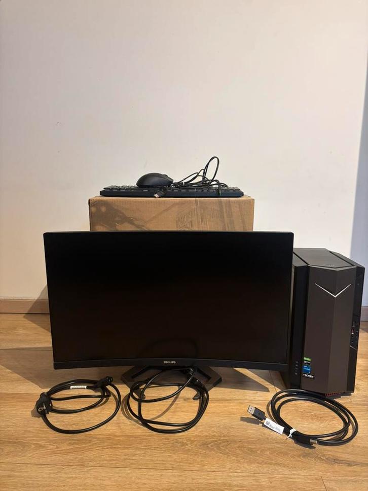 Gaming pc. Plus al het toebehoren, Computers en Software, Monitoren, Zo goed als nieuw, Gaming, In hoogte verstelbaar, LED, Ophalen