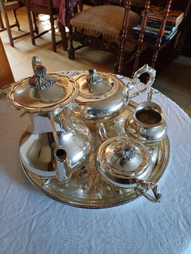 verzilverde koffie-theeset met bijbehooren, Antiek en Kunst, Antiek | Zilver en Goud, Ophalen