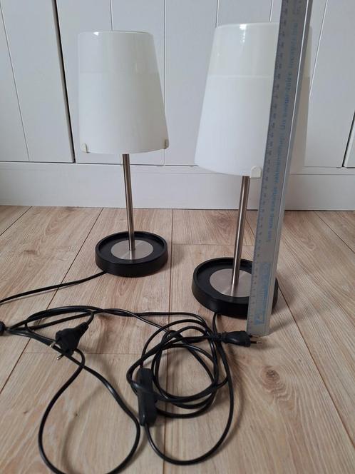 Lampe de table Ikea, 2 pièces, Maison & Meubles, Lampes | Lampes de table, Utilisé, Verre, Bois, Métal, Enlèvement ou Envoi