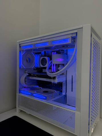 Gaming pc beschikbaar voor biedingen