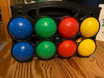 Nieuwe petanque ballen beschikbaar voor biedingen