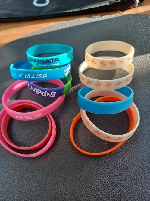 Rubberen armbanden, Handtassen en Accessoires, Kindersieraden, Zo goed als nieuw, Ophalen of Verzenden