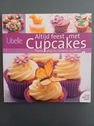 Altijd feest met cupcakes: Libelle pocket beschikbaar voor biedingen