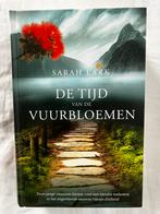 Sarah Lark - De tijd van de vuurbloemen, Ophalen of Verzenden, Zo goed als nieuw, Nederland, Sarah Lark