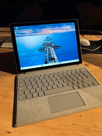 Microsoft surface pro 4 i7-6650 16GB/256GB AZERTY  1724 beschikbaar voor biedingen