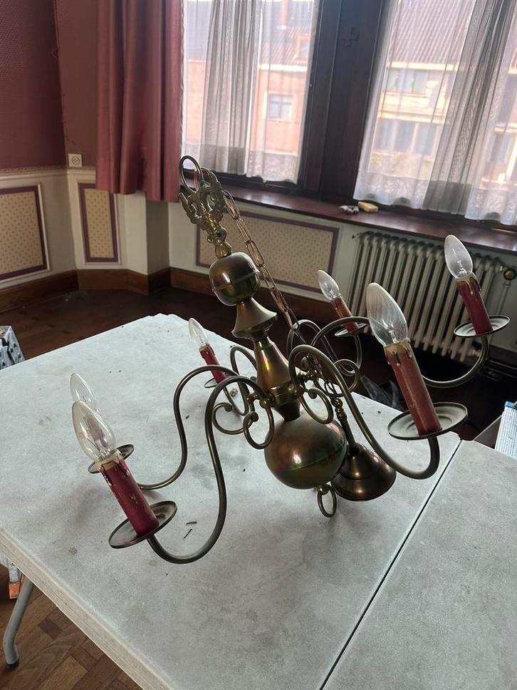 vintage or antique six-arm brass chandelier, Huis en Inrichting, Lampen | Kroonluchters, Gebruikt, Ophalen
