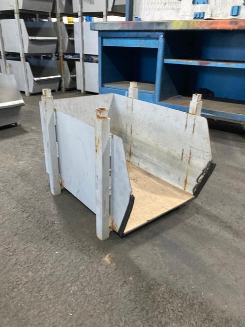 Metalen stapelbakken - Occasie - 0049, Doe-het-zelf en Bouw, Kratten en Dozen, Ophalen