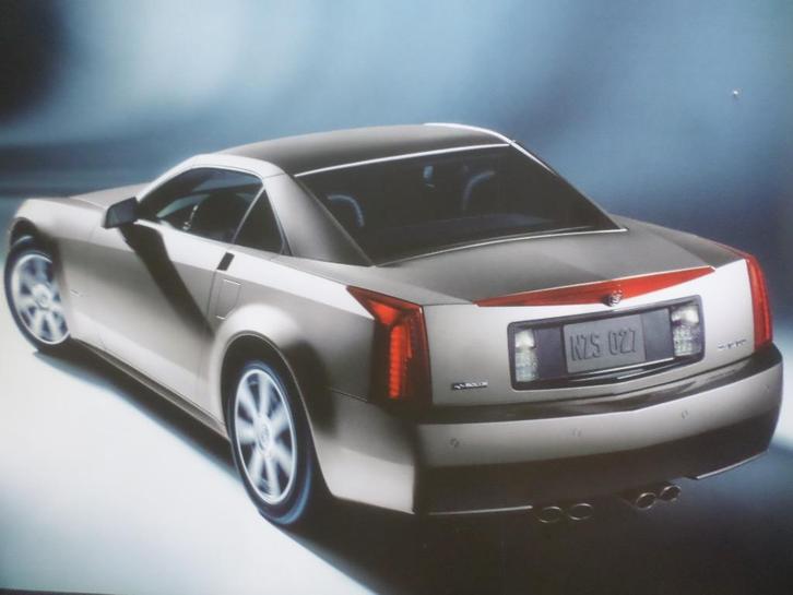 Cadillac XLR Brochure - FRANS, Boeken, Auto's | Folders en Tijdschriften, Ophalen