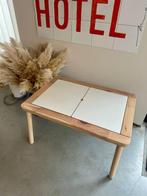 IKEA Flisat kindertafel/bureau, Ophalen, Zo goed als nieuw