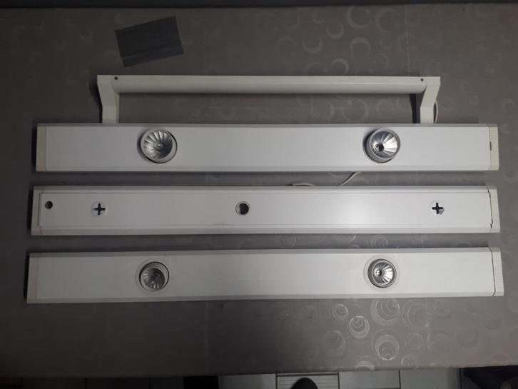 Mooie Osram Halostar armaturen plafond en muur, Maison & Meubles, Lampes | Plafonniers, Utilisé, Enlèvement ou Envoi