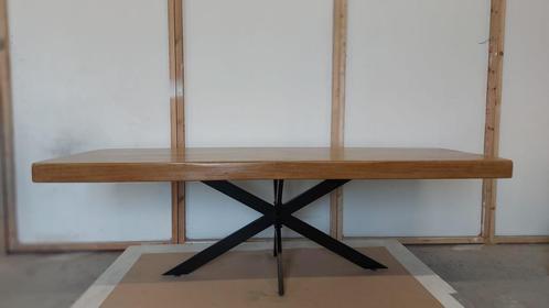 Table salle à manger en bois massif / Eettafel massief hout, Huis en Inrichting, Tafels | Eettafels, Nieuw, 50 tot 100 cm, 200 cm of meer