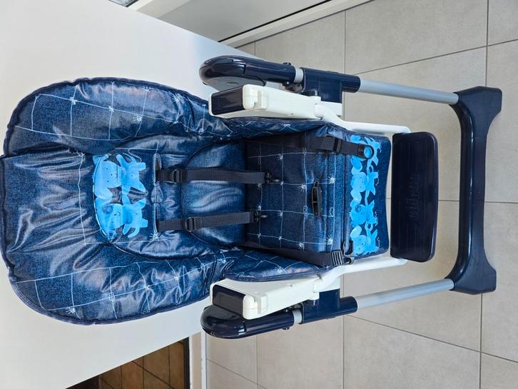 Verstelbare eetstoel van Chicco, Kinderen en Baby's, Kinderstoelen, Ophalen