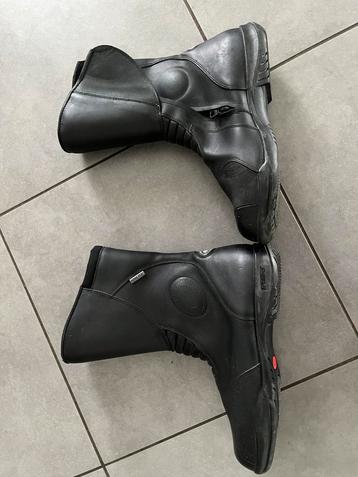 TCX motorlaarzen 45 beschikbaar voor biedingen