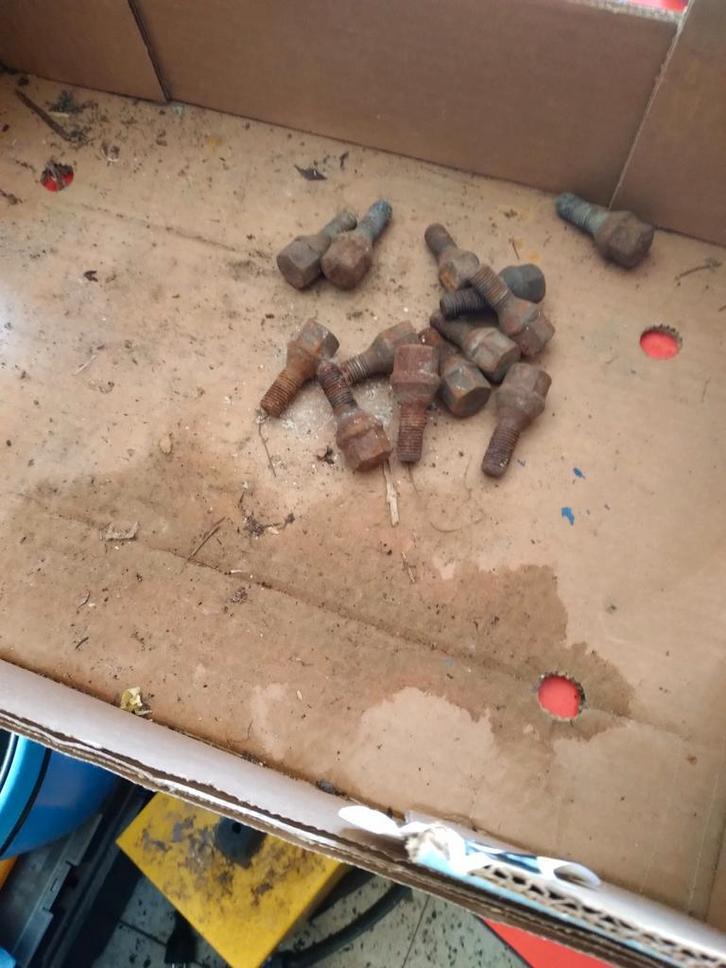 Boulons de roue Opel, Autos : Pièces & Accessoires, Suspension & Châssis, Opel, Enlèvement ou Envoi