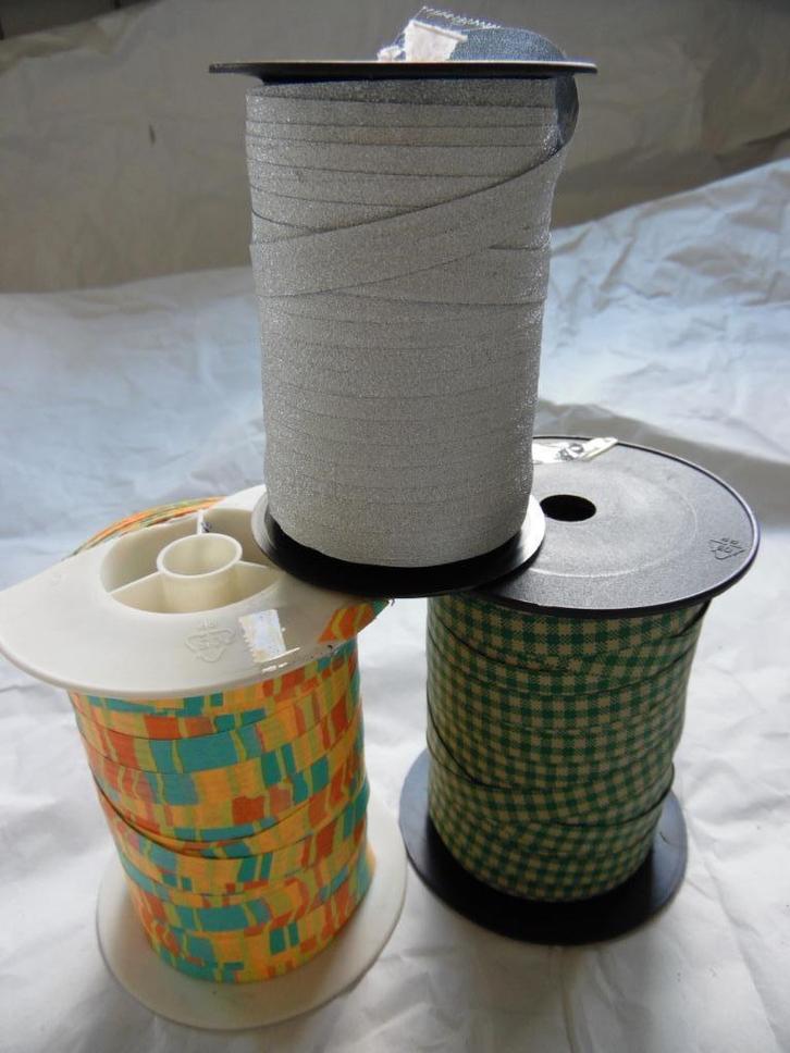 inpak lintjes, Hobby en Vrije tijd, Feestartikelen, Nieuw, Versiering, Ophalen of Verzenden