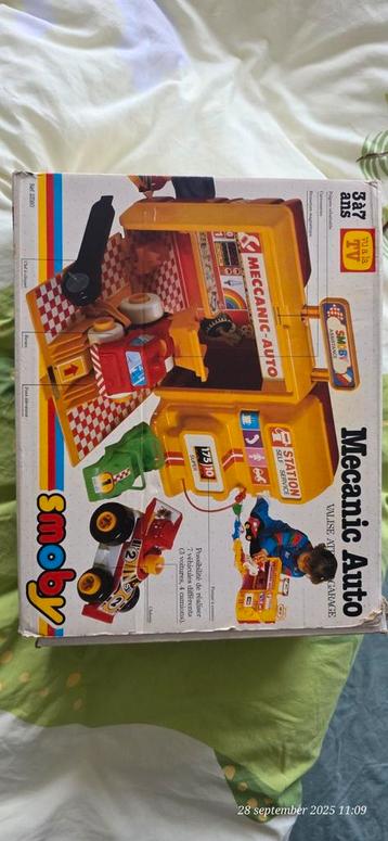 Vintage SMOBY werkgarage beschikbaar voor biedingen