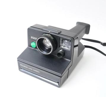 POLAROID LAND CAMERA 2000. VINTAGE INSTANT. GREEN BUTTON