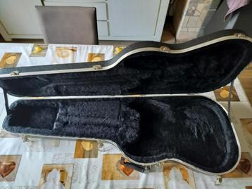 Fender gitaarkoffer voor stratocaster  beschikbaar voor biedingen