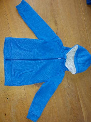 Set warme fleece kind maat 104 tot 116  7euro voor 3x fleece