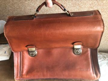 Lederen boekentas Arhture & Aston, Handtassen en Accessoires, Tassen | Schooltassen, Ophalen, Zo goed als nieuw