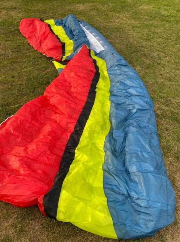 Ozone Sirocco 3 – Paramotor scherm maat 26, Sport en Fitness, Zweefvliegen en Paragliding, Zo goed als nieuw, Scherm, Ophalen of Verzenden