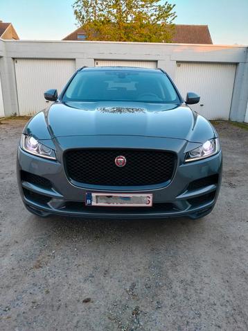 Jaguar F-Pace en parfait état, Autos, Cuir, Argent ou Gris, Euro 6, Noir