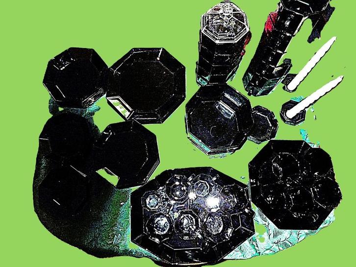 61 pieces de vaisselle noire arcopal fabriquer france, Huis en Inrichting, Keuken | Servies, Gebruikt, Ophalen of Verzenden