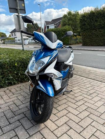 Kymco super 8 beschikbaar voor biedingen