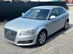Audi a3 1.4 tfsi tik in de motor zo meenemen, Auto's, Audi, Voorwielaandrijving, Stof, Zwart, 4 cilinders
