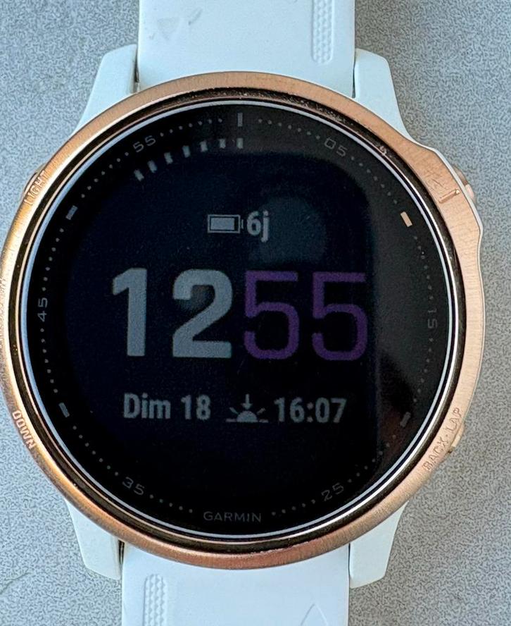 Garmin Fenix 6S Pro, Handtassen en Accessoires, Sporthorloges, Zo goed als nieuw, Conditie, Ophalen of Verzenden