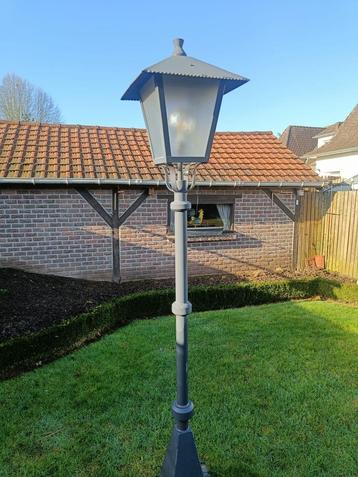 lantaarn buitenverlichting  beschikbaar voor biedingen