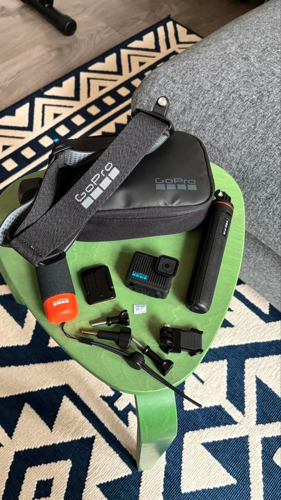 GoPro neuve + accessoires complets, Audio, Tv en Foto, Actiecamera's, Zo goed als nieuw, GoPro, Ophalen