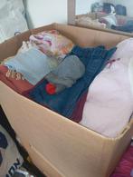 Grosse caisse de vêtements enfants fille a donné, Utilisé, Enlèvement ou Envoi