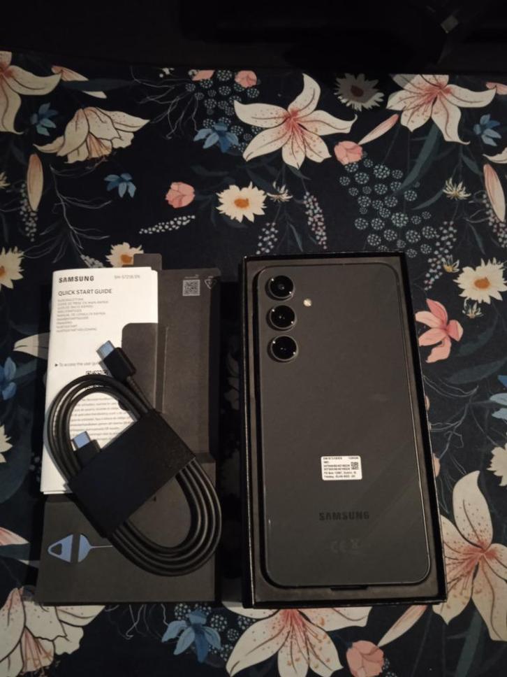 Samsung Galaxy S24 FE 128 Go Graphite — Neuf, Télécoms, Téléphonie mobile | Samsung, Neuf, Galaxy S24, 128 GB, Avec simlock (verrouillage SIM)