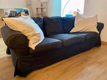 Free Ikea Ektorp pick up before 06/10 beschikbaar voor biedingen