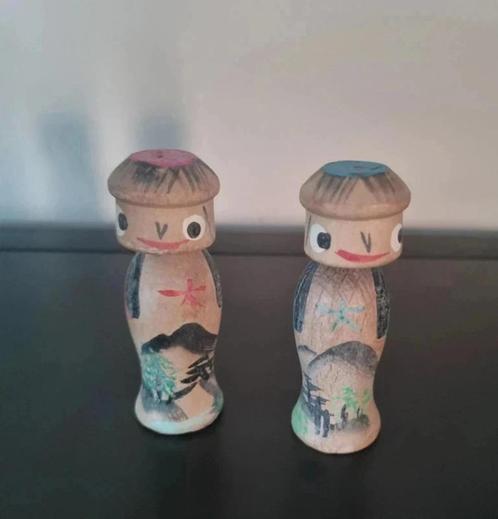 Mooi Kappa kokeshi paartje, Antiek en Kunst, Kunst | Beelden en Houtsnijwerken, Verzenden