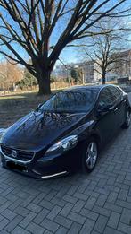 Volvo V40 2L Diesel 214OOOkm, Auto's, Volvo, Euro 6, Zwart, Bedrijf, 5 deurs