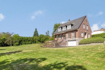 Huis te koop in Huizingen, 5 slpks beschikbaar voor biedingen