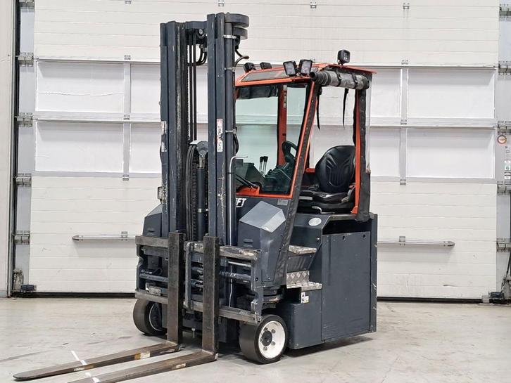 COMBILIFT CBE2500, Zakelijke goederen, Machines en Bouw | Heftrucks en Intern transport, Zijlader, Elektrisch, 2000 tot 3000 kg