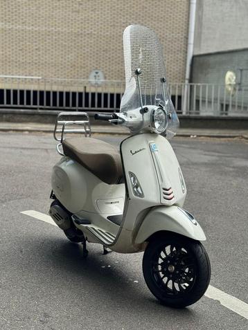 Vespa Primavera A klasse 80cc beschikbaar voor biedingen