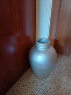 Gros vase en terre cuite +- 5-6 kilos peint en argenté., Maison & Meubles, Accessoires pour la Maison | Vases, Enlèvement, Utilisé