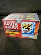 NIEUWE PANINI-DOOS UIT ZUID-AFRIKA UIT 2010 IN CELLOFAAN, Ophalen of Verzenden, Nieuw