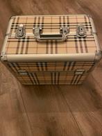 Beautykoffer of trolley, Gebruikt, Beige, Ophalen of Verzenden, Met slot
